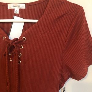 Burnt orange - red top